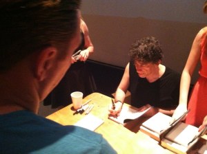 1043926_636651783026231_208208206_n